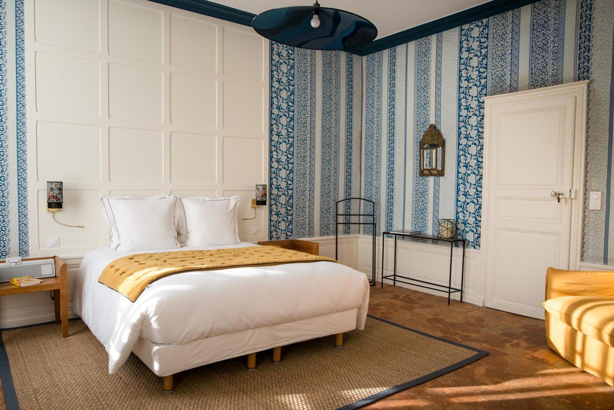 Maison Ailleurs Chartres Chambre photo